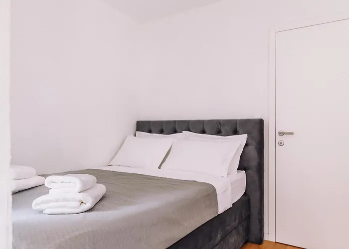 Nina Luxury Apartment